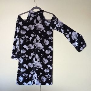 A-line cold shoulder velvet Dress